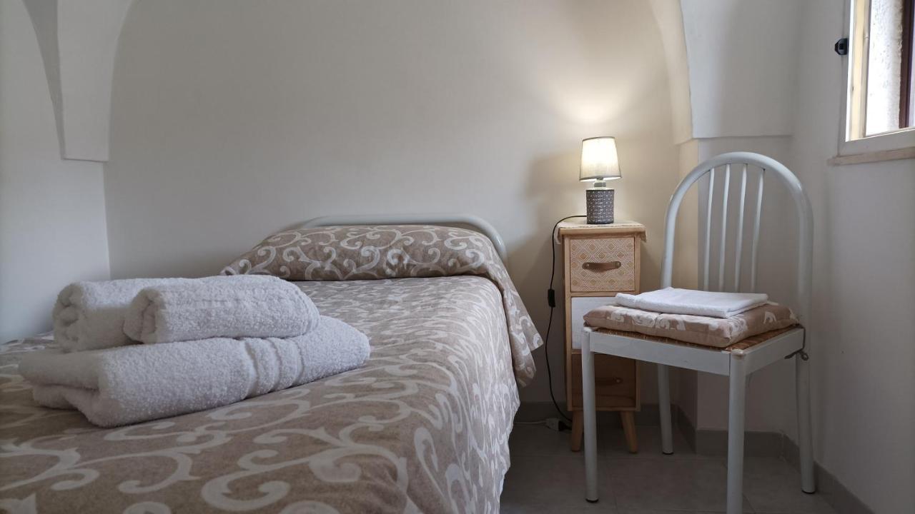 Miniecocasa Ottocentesca In Zona Free-Parking Ed Ecoclimatizzata Villa Ostuni Dış mekan fotoğraf